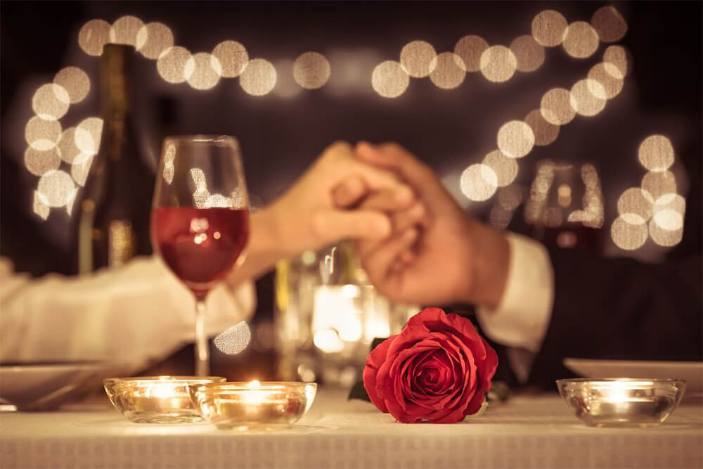 ideas para una noche perfecta como organizar una cena romantica en casa